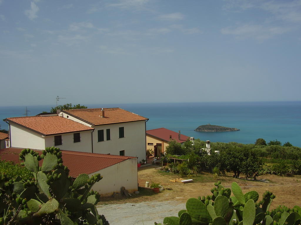 Agritursmo Montesalerno Villa Diamante Ngoại thất bức ảnh