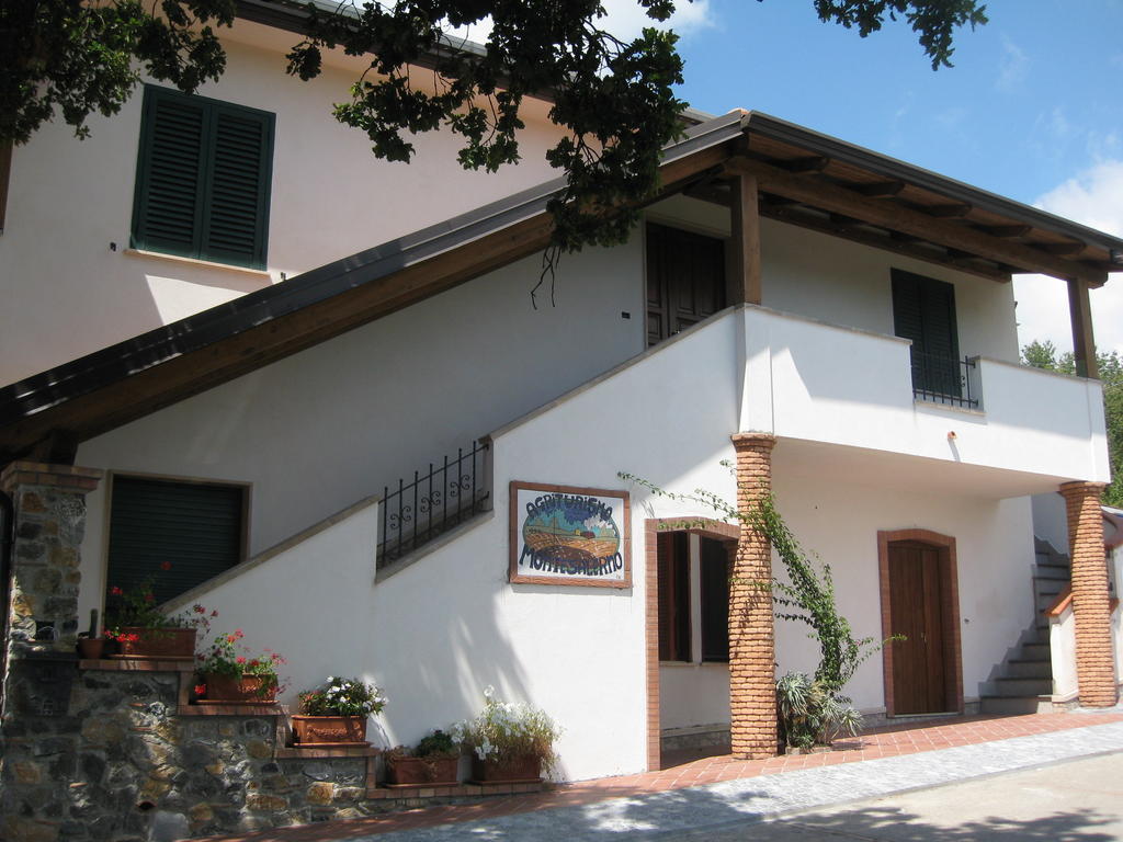 Agritursmo Montesalerno Villa Diamante Ngoại thất bức ảnh